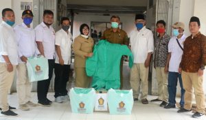 Gerindra Bantu APD ke RSUD Padangsidimpuan