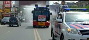 Cegah Penularan COVID-19, Polres Padangsidimpuan Kerahkan Water Canon Semprotkan Ribuan Liter Disinfektan