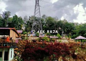 Menikmati Keindahan Alam di Taman Aek Raja, Panyabungan