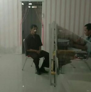 Raba-Raba Cewek di Angkot, Oknum PNS Genit Asal Sidimpuan Ini Dihajar Massa