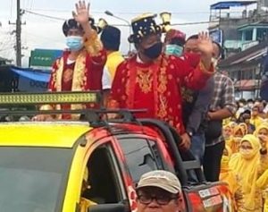 Dahlan-Aswin Dilepas Dengan Prosesi Adat