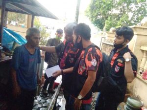 Sapma PP Padangsidimpuan Salurkan Bantuan Untuk Lansia Yang Tinggal di Gerobak