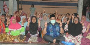 Kelompok Pengajian Muslimat Hutatonga Doakan dan Dukung Paslon Dolly-Rasyid