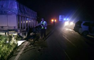 Toyota Avanza Kontra Truk di Jalan Pematangsiantar- Medan Satu Tewas Dua Anggota TNI Luka Berat