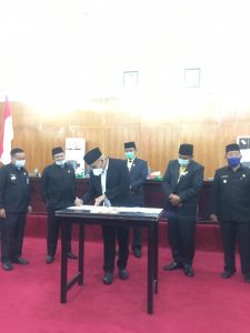 R-APBD Kota Padangsidimpuan Tahun 2021 Disahkan, Fraksi Gerindra Berikan Catatan Kritis