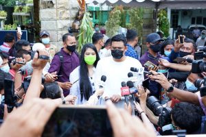 Boyong Keluarga, Bobby Nasution Nyoblos di TPS 022