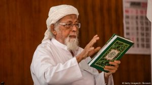 Setelah 15 Tahun di Penjara, Abu Bakar Ba’asyir Akhirnya Bebas