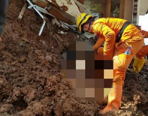 Jumlah Korban Tewas Longsor Bertambah