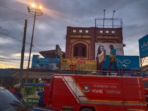 Lupa Matikan Rokok, 1 Unit Ruko di Sadabuan, Padangsidimpuan Nyaris Hangus Terbakar