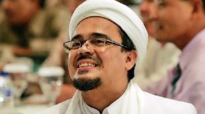 Habib Rizieq Divonis 8 Bulan Kurungan