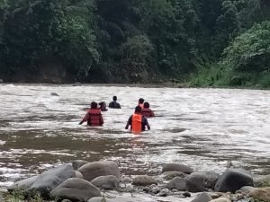 Warga Pasar Laru Hilang, Diduga Hanyut di Sungai Batang Gadis