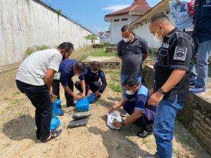 OTK Lemparkan 7 Bal Ganja dan 5 Paket Sabu ke LP Pematangsiantar