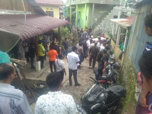 Warga Silayang-Layang Heboh, Bandar Narkoba Adu Jotos Dengan Polisi