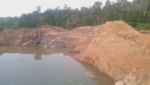 Disoroti Wakil Bupati, Enam Alat Berat di DAS Batang Gadis Milik Penambang Emas, Menghilang