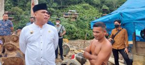Bupati Mandailing Natal Ultimatum Pemilik Tambang Ilegal