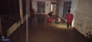 Debit Air Sungai Batangtoru Naik, Rumah Milik Warga di Kelurahan Rianiate Tergenang