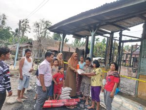 Bantu Korban Kebakaran di Pardomuan Sayurmatinggi, Bupati Tapsel: Semoga Mereka Diberikan Kesabaran