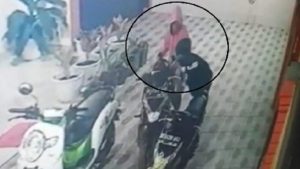 Aksi Pencurian Sepeda Motor Terekam CCTV di Deliserdang