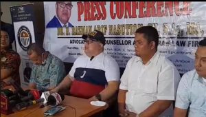 Pertahankan Kekuasaan, TSO Tunjuk Razman Arif Nasution Jadi Kuasa Hukum?