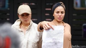 Rumah Artis Nikita Mirzani Dikepung Polisi 10 Jam, ini Kasusnya
