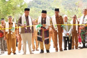 Tahun ini Pemkab Tapsel Gelontorkan Rp10 Miliar untuk Pembangunan di Kecamatan SD Hole