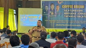 Di Hadapan Ratusan Wartawan, Bupati Tapsel Mengaku Paling Banyak Simpan Nomor HP Jurnalis