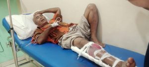 Kasihan! Kaki Patah, Kakek Sebatang Kara Berseragam OKP di Sidimpuan Bingung Mau Keluar Rumah Sakit, Uang Tak Ada