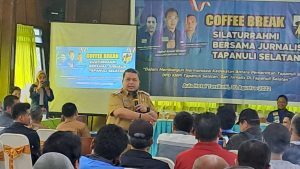 Di Depan Ratusan Jurnalis, Bupati Dolly Paparkan Sejumlah Program Pembangunan di Tapsel