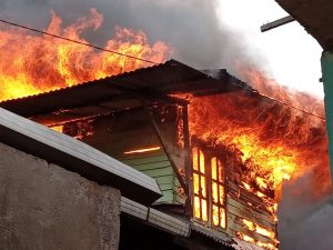 Kebakaran di Aek Tampang Sidimpuan, Sedikitnya 2 Rumah Hangus