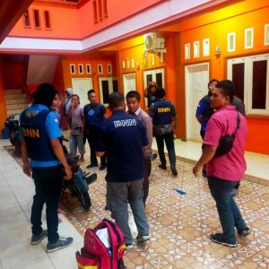 Tekan Jumlah Penyalahgunaan Narkoba, BNNK Tapsel Gelar Razia di Dua Lokasi