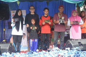 Semarak HUT Ke-72, Ratusan Masyarakat Tapsel Ikut Jalan Santai