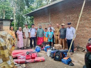 Bantuan Berdatangan, Warga Korban Banjir: Terima Kasih Bupati Dolly