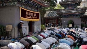 Muslim China Mendapat Tekanan Larangan Berpuasa Selama Ramadhan