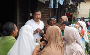 Alamak!  Ketua DPRD Madina Dikepung Emak-emak, Kok Bisa