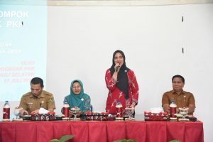Ketua TP PKK Tapsel Rosalina Dolly, Pengurus PKK Harus Aktif Memajukan Desa