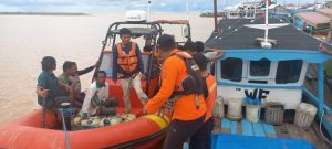 Kapal Nelayan Karam di Perairan Pulau Tamang Kecamatan Batahan, 14 Orang Berhasil Diselamatkan