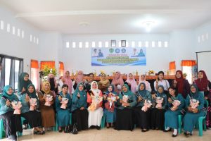 Ny. Rosalina Ajak Kader PKK dan Bunda PAUD Agar Kompak Memajukan Desa