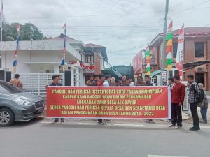 Jelang Pilkades, Warga Minta Kejaksaan Sidimpuan Panggil Kades Aek Bayur