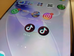 Lihat Konten Viral di Tiktok, 11 Anak SD Sayat Tangan Sendiri