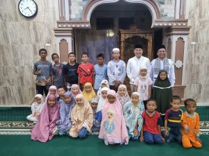 Magrib Keliling DMI di Masjid Nurul Yakin Kelurahan Sitamiang Baru, Ramaikan Masjid Sejak Anak Usia Dini