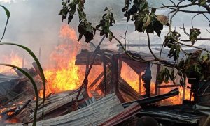 Tiga Unit Rumah Papan Hangus Terbakar di Padangsidimpuan