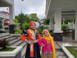 Cerita Taissiya Golenko dan Safirah, 2 siswi Berdarah Kazakhstan Ketika Mengikuti Devile HUT RI di Padangsidimpuan