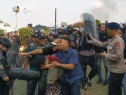 Polisi Amankan Sejumlah Peserta Demo Tolak Revisi UU Pilkada