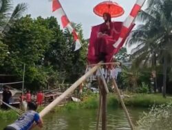 Unik! Panjat Pinang Berhadiah ‘Janda’ di Cianjur, Ini Makna di Baliknya
