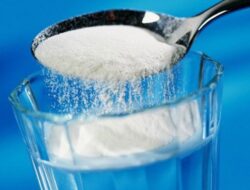 Benarkah Berkumur-kumur Air Garam Sariawan Sembuh?