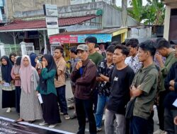 Dinilai Tidak Taat Hukum, Puluhan Warga di Sidimpuan Tolak IEN Daftar Calon Wali Kota