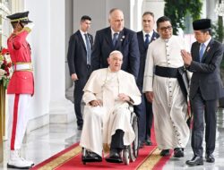 Gawat! Paus Fransiskus Sarankan Gereja Berkati Pasangan Sesama Jenis