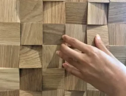 Ternyata, Menurut Profesor Menyentuh Kayu Bisa Meredakan Stres