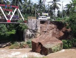 Dinding Jembatan Sihitang Ambruk, Akses Jalan Nasional Terganggu