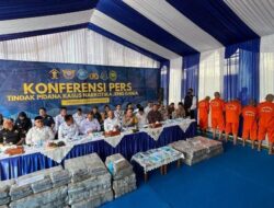 Geger! BNN Sumbar Gagalkan Peredaran Ganja 624 Kg dari Aceh, 7 Tersangka Ditangkap